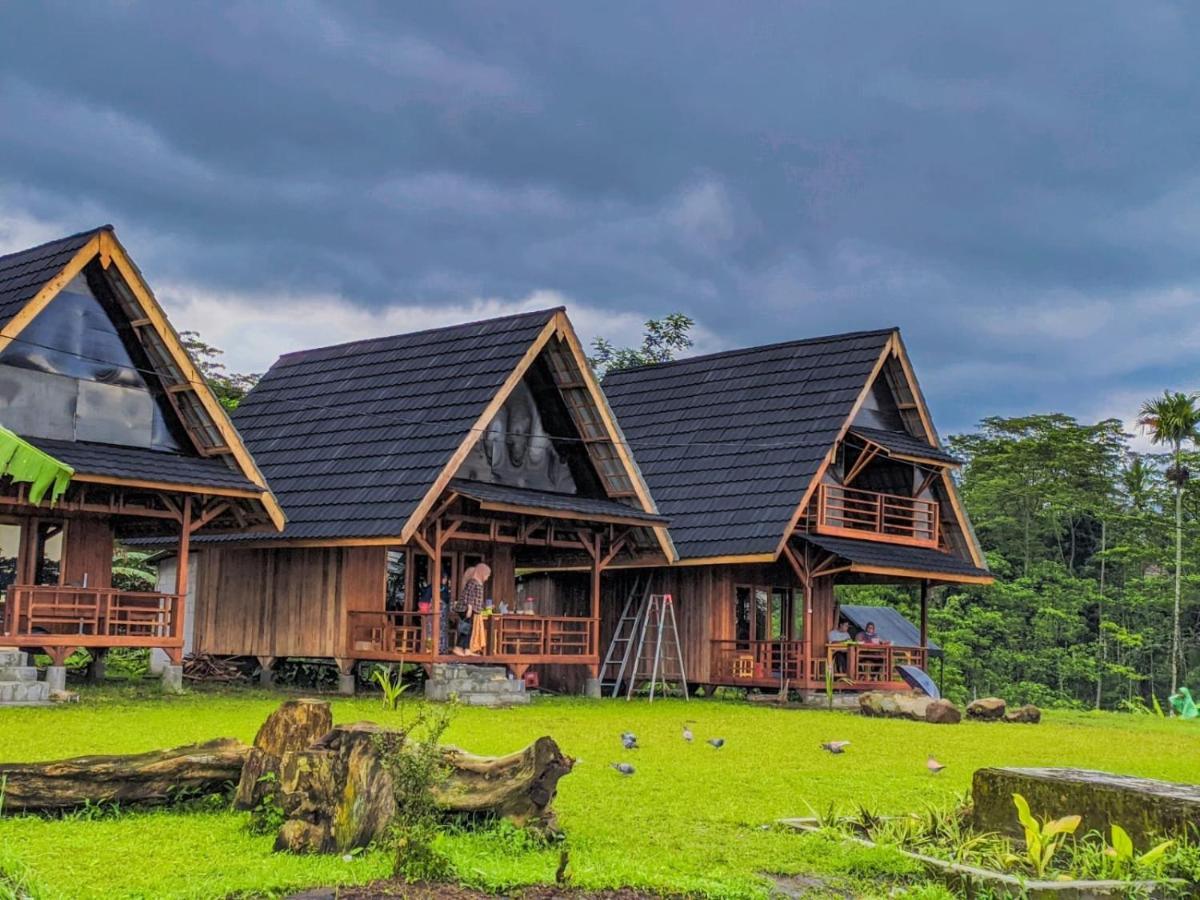 Cottage Saung Suluh Baturraden Exterior photo